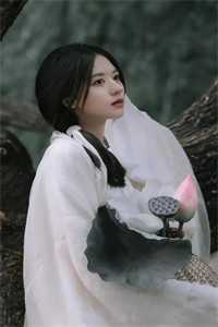 闺蜜偷换我妹妹，我抚养她妹妹成鲛仙无删减全文